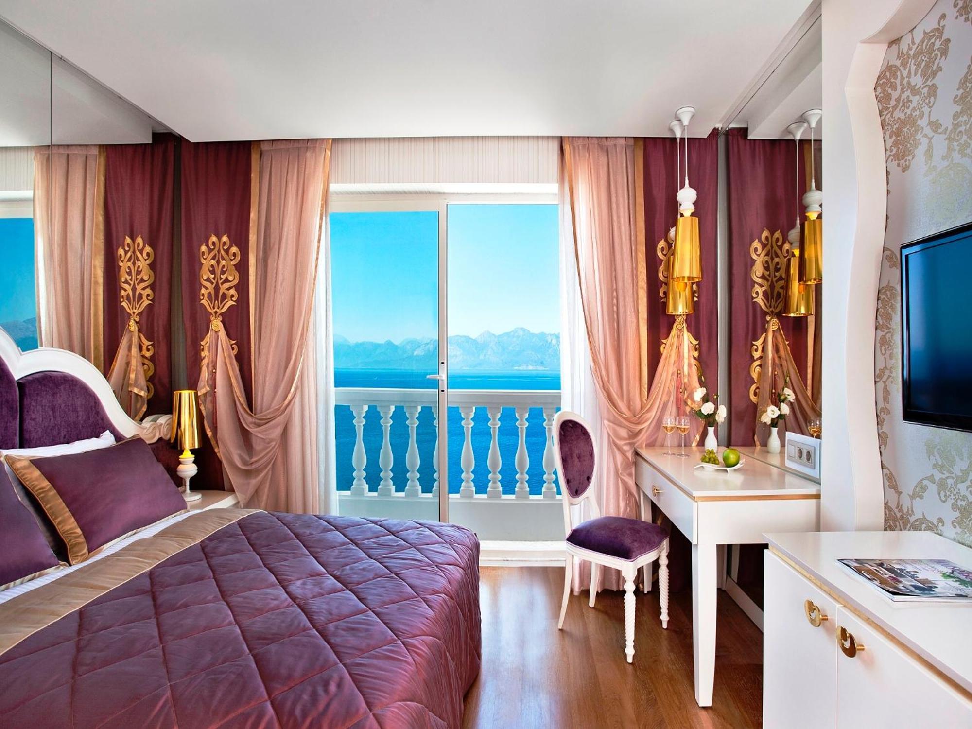 Deluxe Çift Kişilik Oda - Deniz Manzaralı